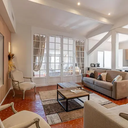 Impasse Florian By Halldis * كان